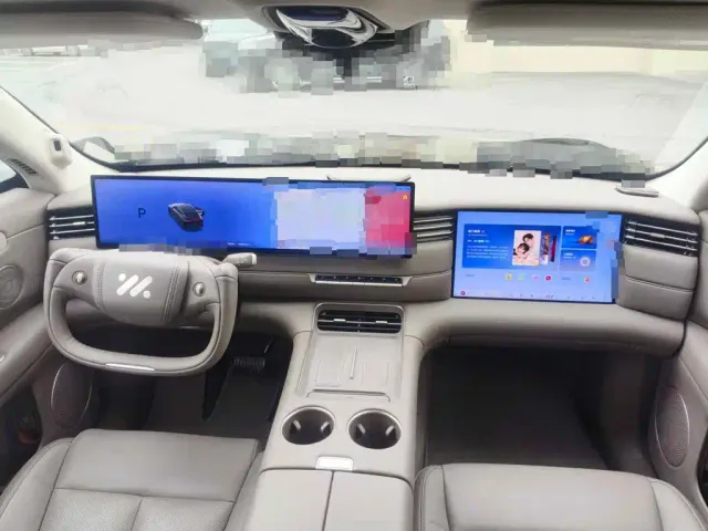 IM Motors LS6 — Фото автомобиля 12