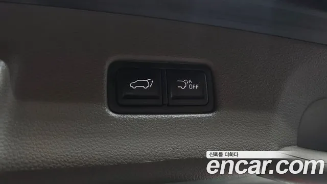 Kia Canival — Фото автомобиля 20