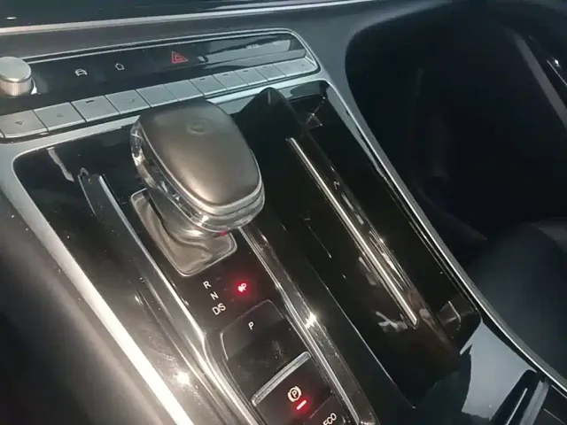 GAC Trumpchi M8 — Фото автомобиля 13