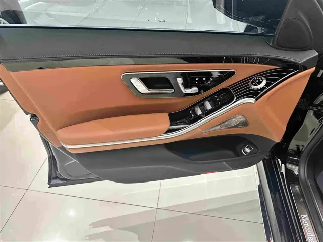 Mercedes-Benz S-Class — Фото автомобиля 6