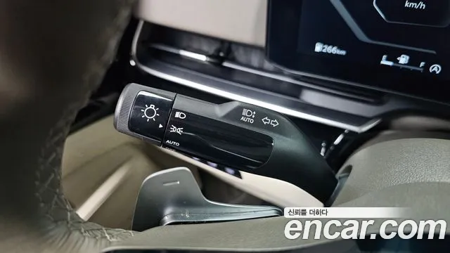 Kia Carnival 4th Gen — Фото автомобиля 30