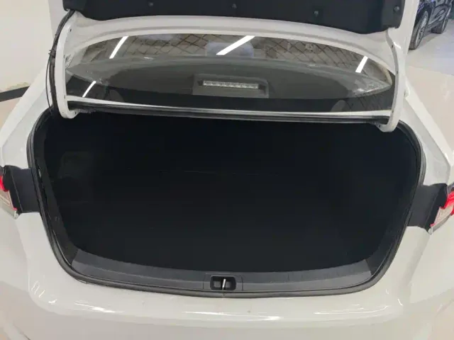 Toyota Corolla — Фото автомобиля 4