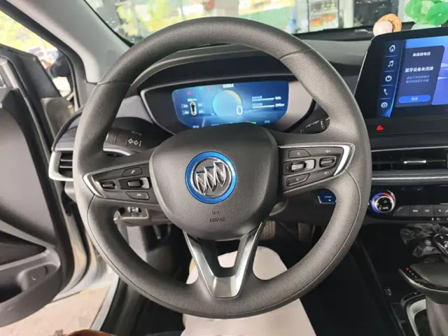 Buick Velite 6 — Фото автомобиля 10
