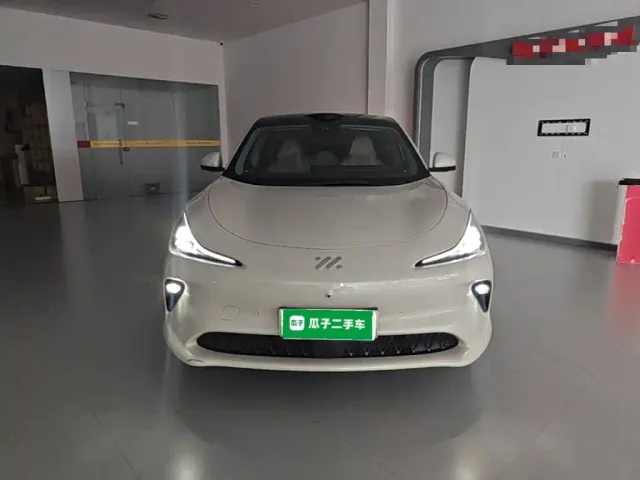 IM Motors LS6 — Фото автомобиля 2