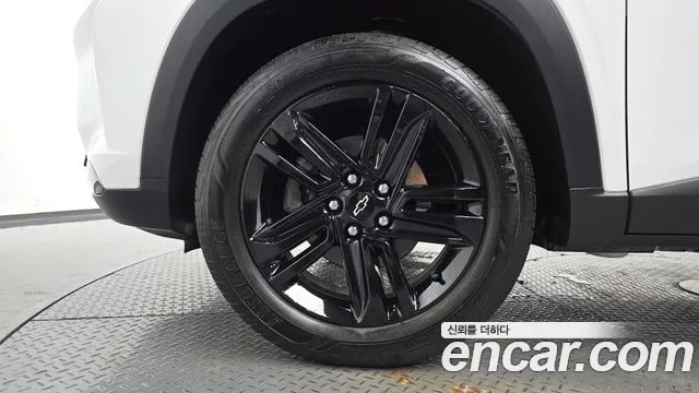 ChevroletGMDaewoo Trax Trax Кроссовер — Фото автомобиля 4