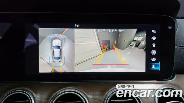 Mercedes-Benz E-Class — Фото автомобиля 13