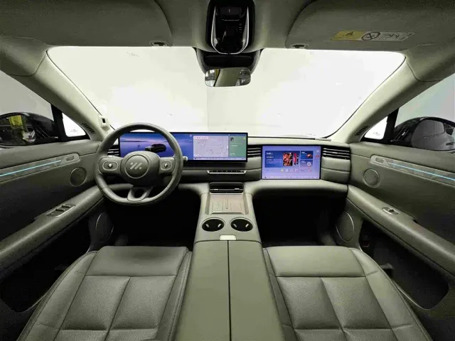 IM Motors LS6 — Фото автомобиля 9