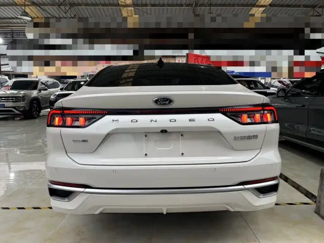 Ford Mondeo — Фото автомобиля 5