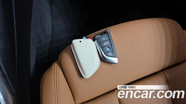 BMW 3-Series 3 серия (G20) 320i M Sport — Фото автомобиля 24