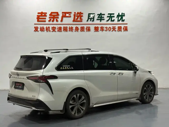 Toyota Granvia — Фото автомобиля 7