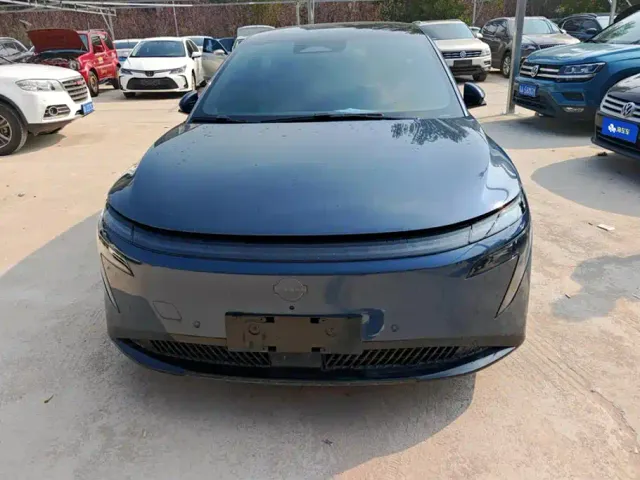 Nissan N7 — Фото автомобиля 2
