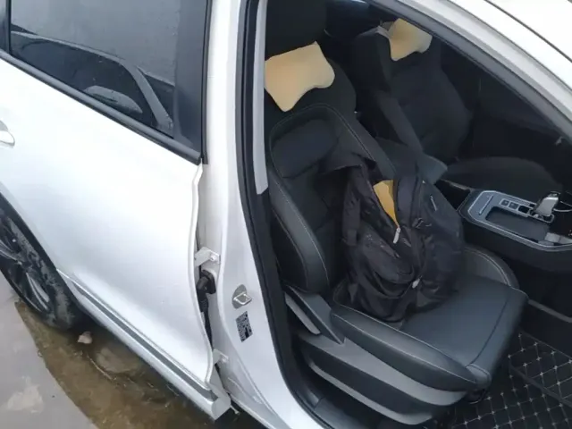 Chery Tiggo 8 — Фото автомобиля 24