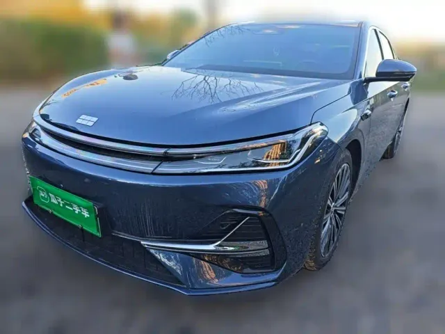 Фотография автомобиля — Geely Galaxy A7