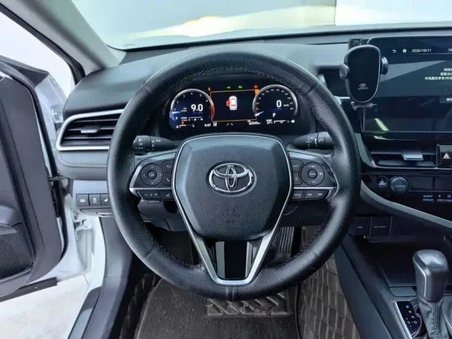 Toyota Camry — Фото автомобиля 15