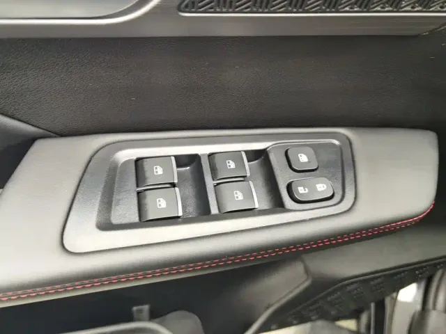 JAC Motors JAC T8 — Фото автомобиля 9