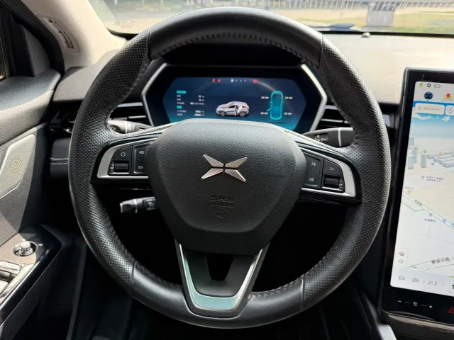 Xpeng G3 — Фото автомобиля 11