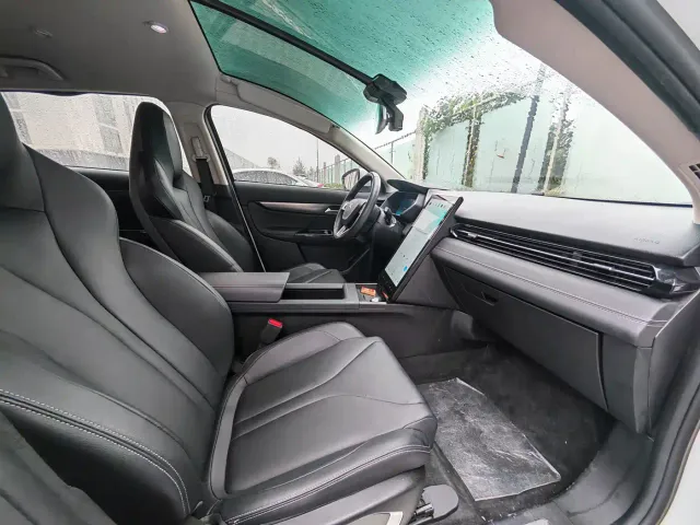 Xpeng G3 — Фото автомобиля 7