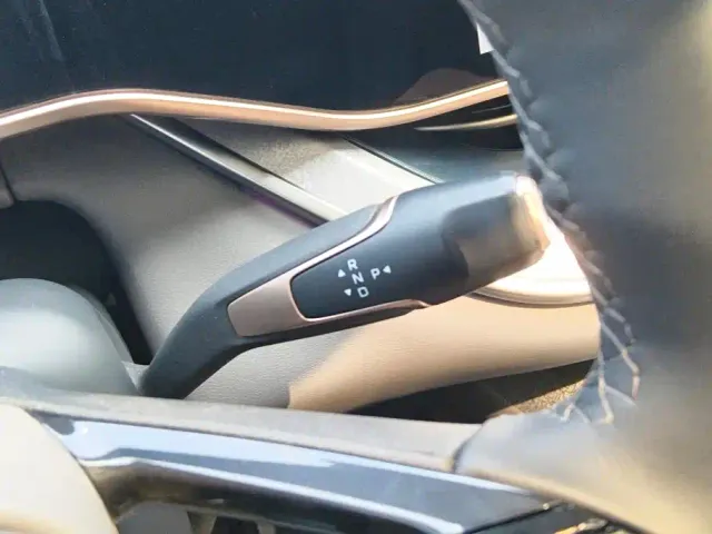 Hongqi Tian Gong 08 — Фото автомобиля 16