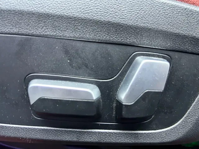 BMW 3 Series — Фото автомобиля 10