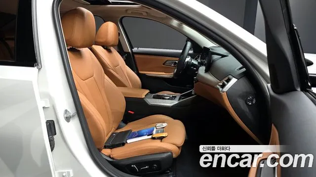 BMW 3-Series 3 серия (G20) — Фото автомобиля 11