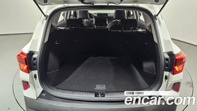 Kia Seltos — Фото автомобиля 18