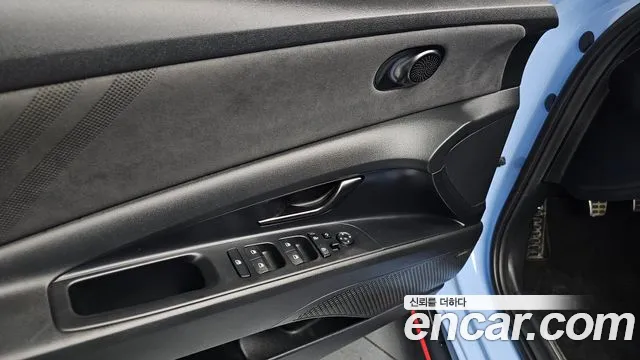 Hyundai AVANTE — Фото автомобиля 28