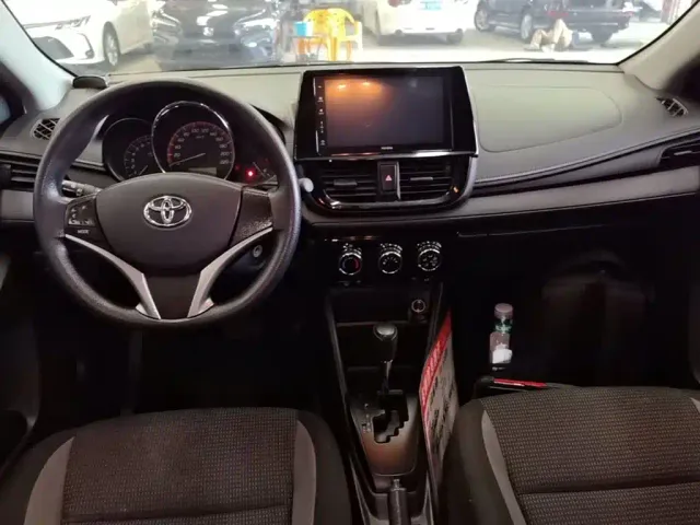 Toyota Vios — Фото автомобиля 9