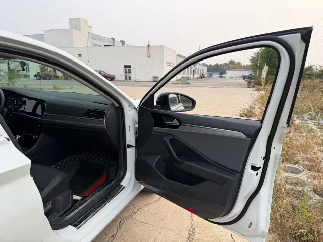 Volkswagen Sagitar — Фото автомобиля 5