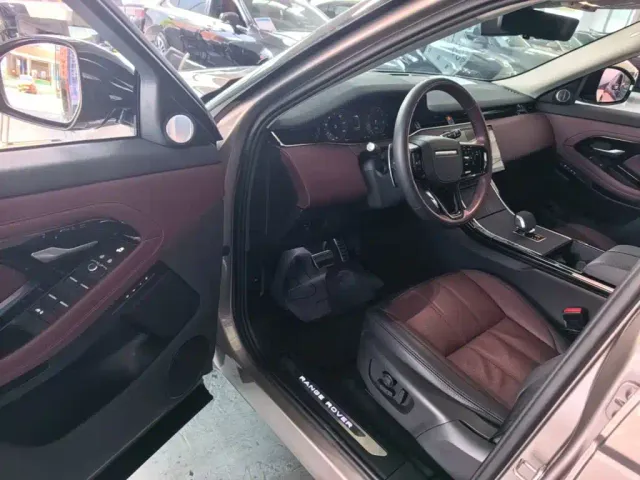 Land Rover Range Rover Evoque — Фото автомобиля 15