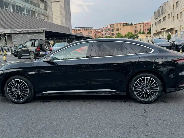 BYD Han — Фото автомобиля 5