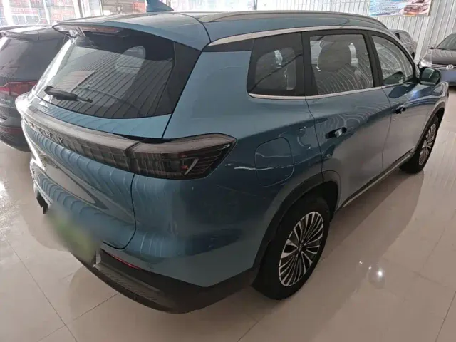 Chery Tiggo 8 PLUS C-DM — Фото автомобиля 6