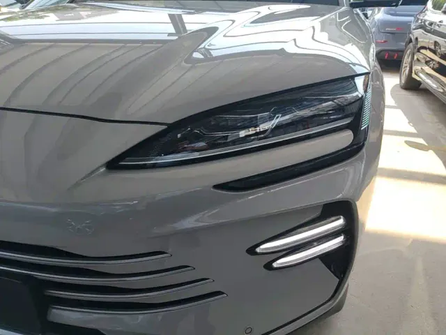 BYD Song PLUS — Фото автомобиля 23