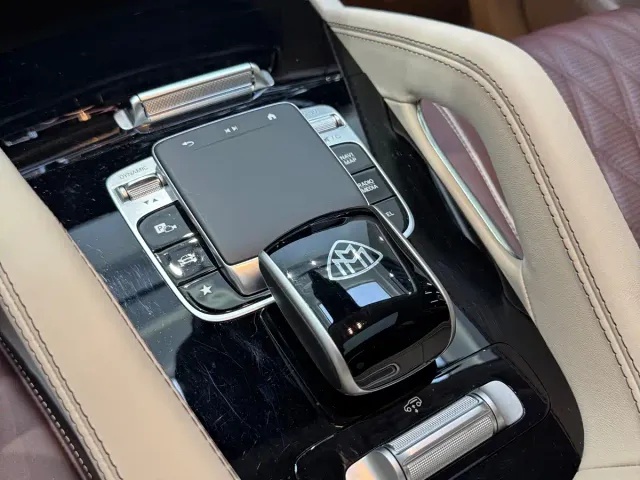 Mercedes-Benz Maybach GLS — Фото автомобиля 12