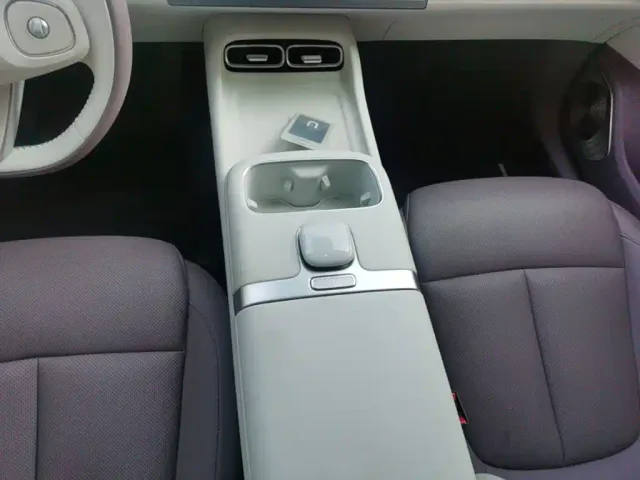 Changan Qiyuan A06 — Фото автомобиля 13