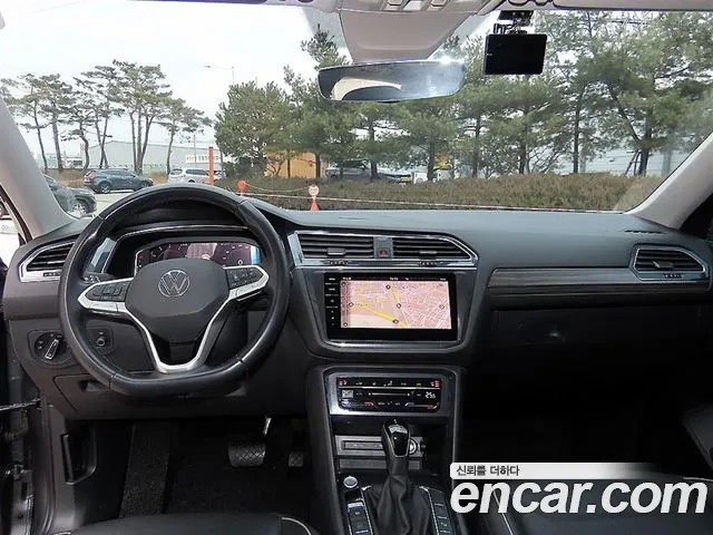 Volkswagen Tiguan — Фото автомобиля 7