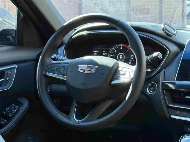 Cadillac CT5 — Фото автомобиля 5