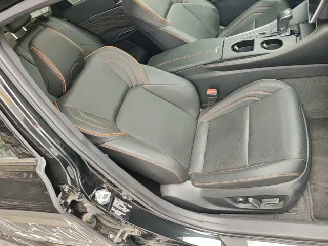 Toyota Avalon 2024 Model Hybrid 2.0L Prestige Edition — Фото автомобиля 24