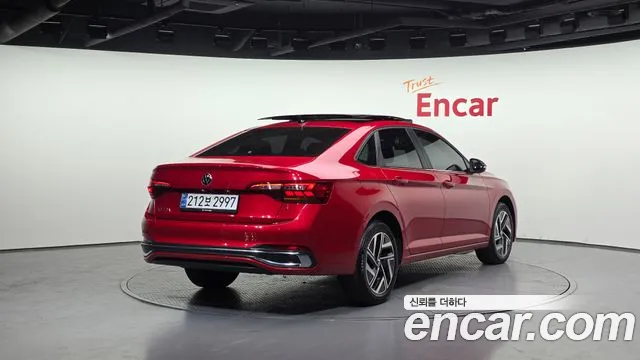 Volkswagen Jetta — Фото автомобиля 2