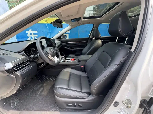 Nissan Teana — Фото автомобиля 4