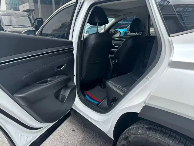 Hyundai Tucson — Фото автомобиля 5
