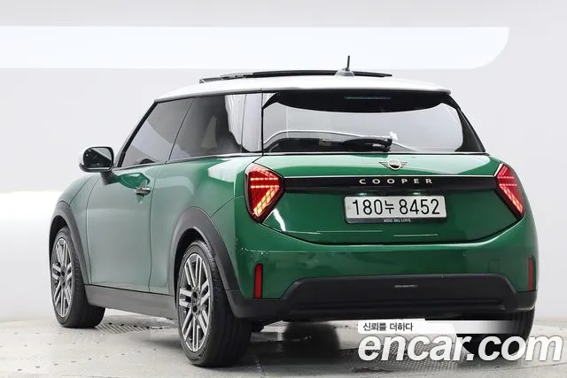 Mini Cooper — Фото автомобиля 2