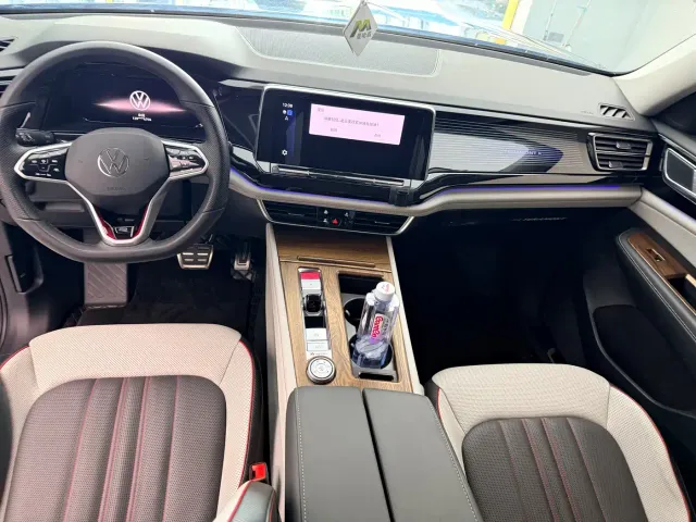 Volkswagen Teramont — Фото автомобиля 11