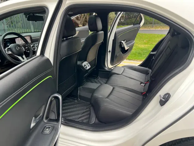 Mercedes-Benz A-Class — Фото автомобиля 11
