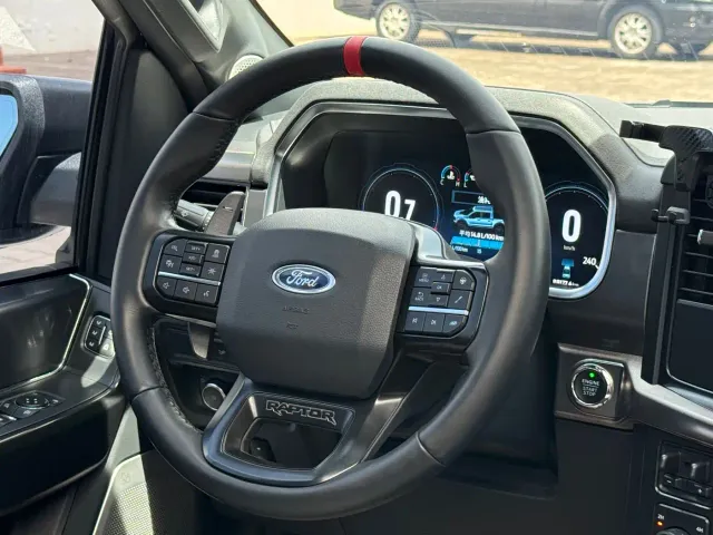 Ford F-150 Raptor — Фото автомобиля 15