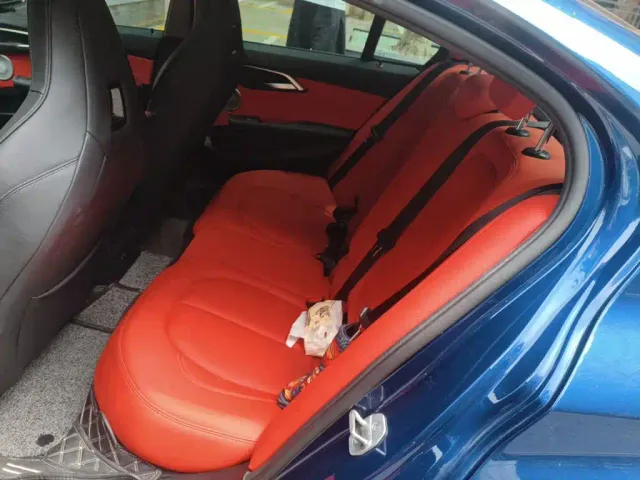 BMW 1 Series — Фото автомобиля 14