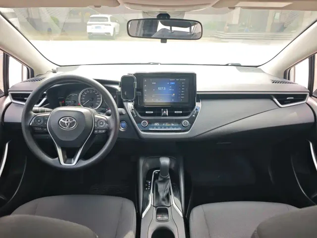 Toyota Corolla — Фото автомобиля 9