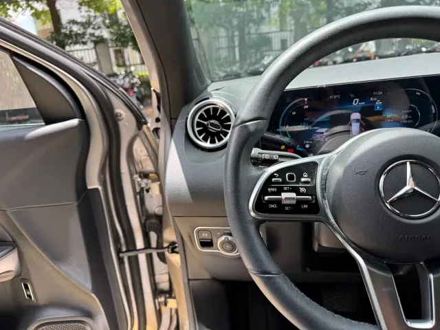 Mercedes-Benz GLA-Class — Фото автомобиля 11