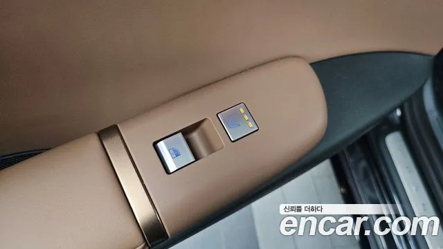 Hyundai Grandeur GN7 — Фото автомобиля 25