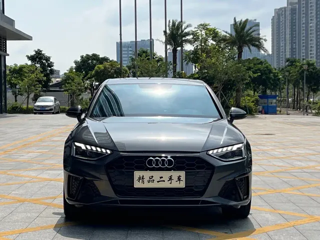 Audi A4L — Фото автомобиля 2