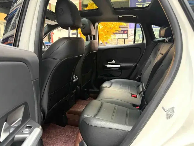 Mercedes-Benz GLA-Class — Фото автомобиля 10